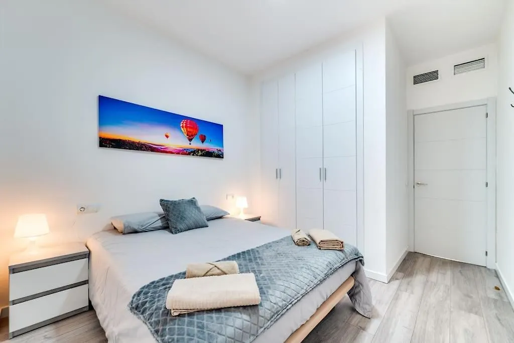 Chic Stay In Heart Of Town Malaga 0*,