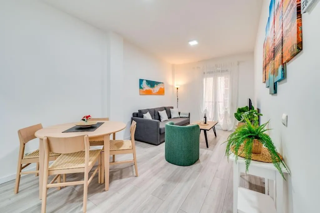 Apartment Chic Stay In Heart Of Town Malaga
