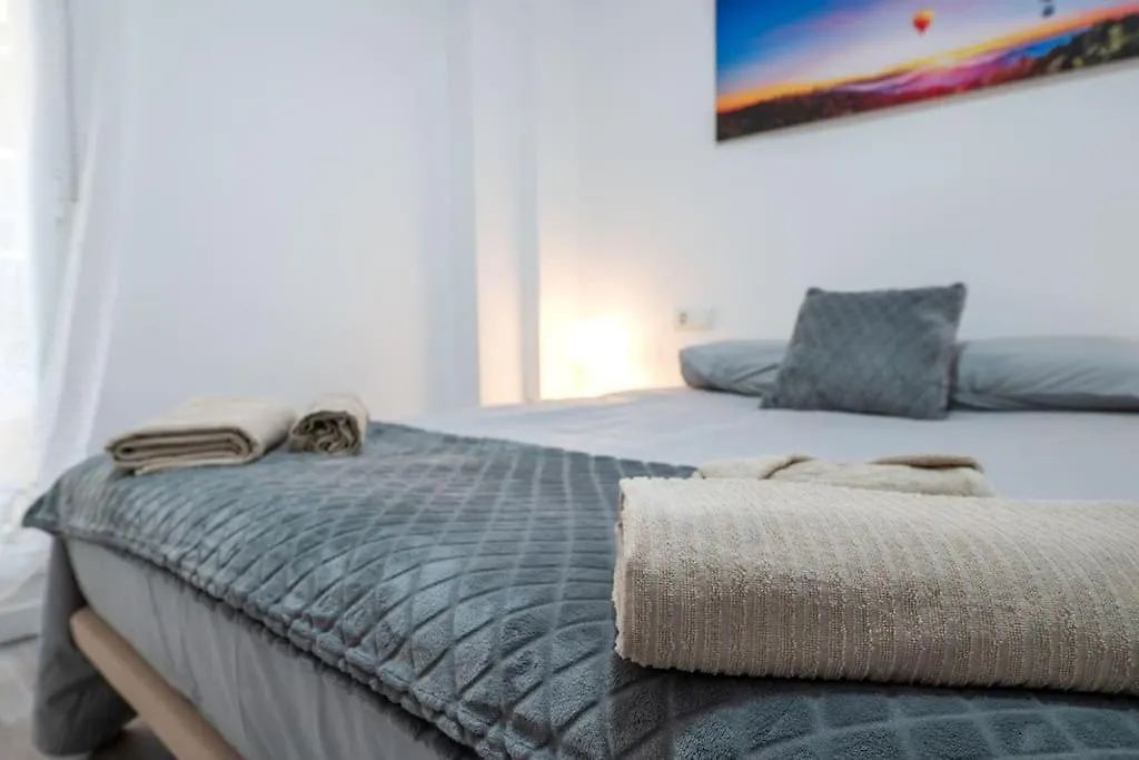 Chic Stay In Heart Of Town Malaga Apartment